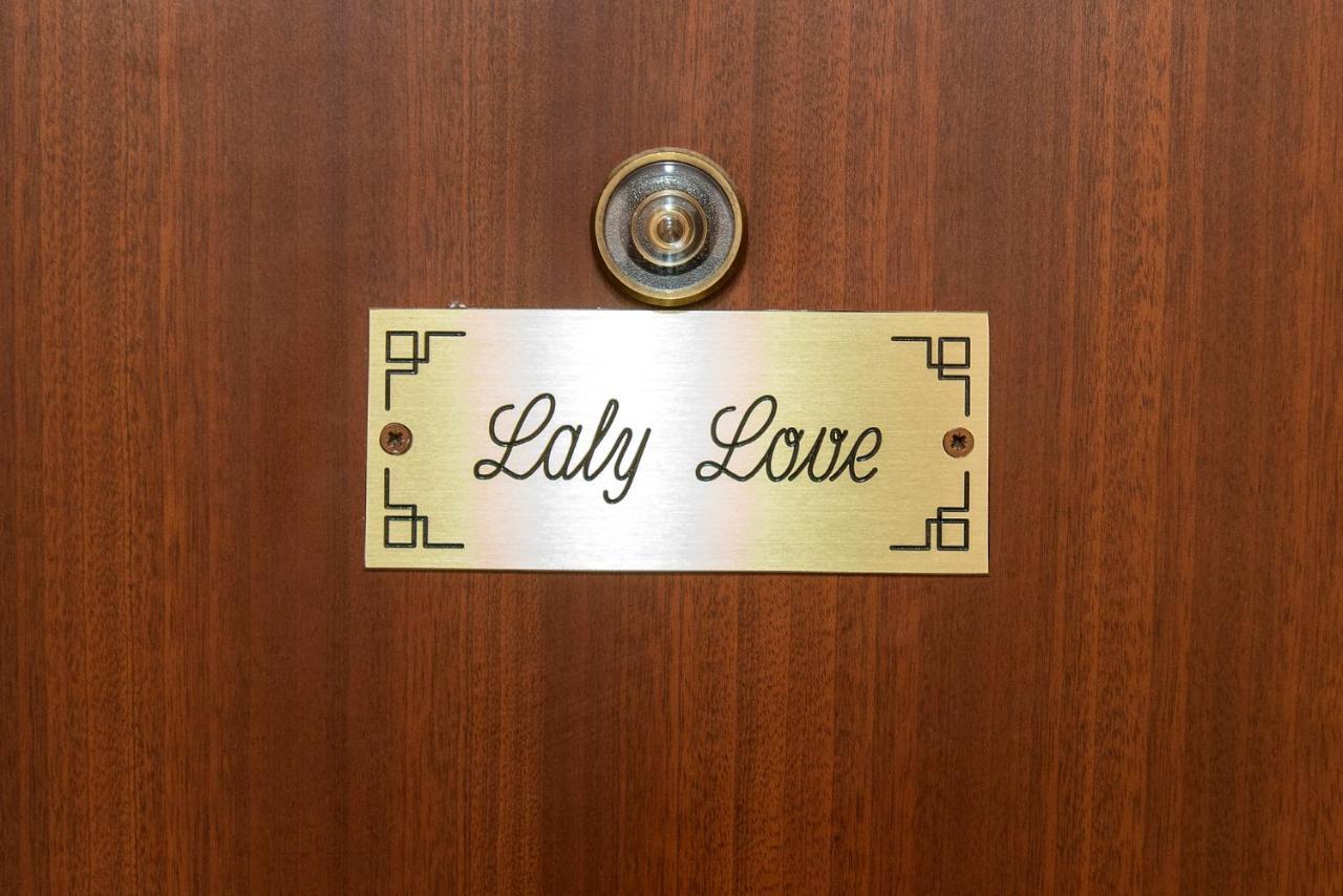 Laly Love Rome Extérieur photo